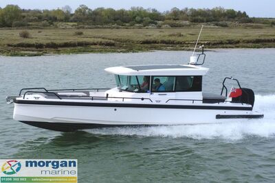 Axopar  28 Cabin