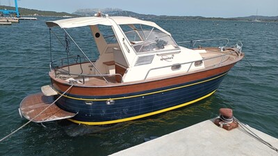 Apreamare APREA 750 MIDCABIN