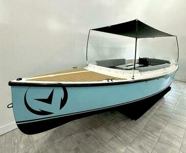 Vision Fantail 217