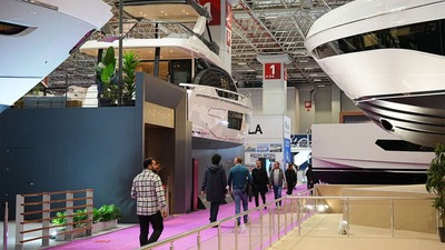 Bosphorus Boat Show on Land